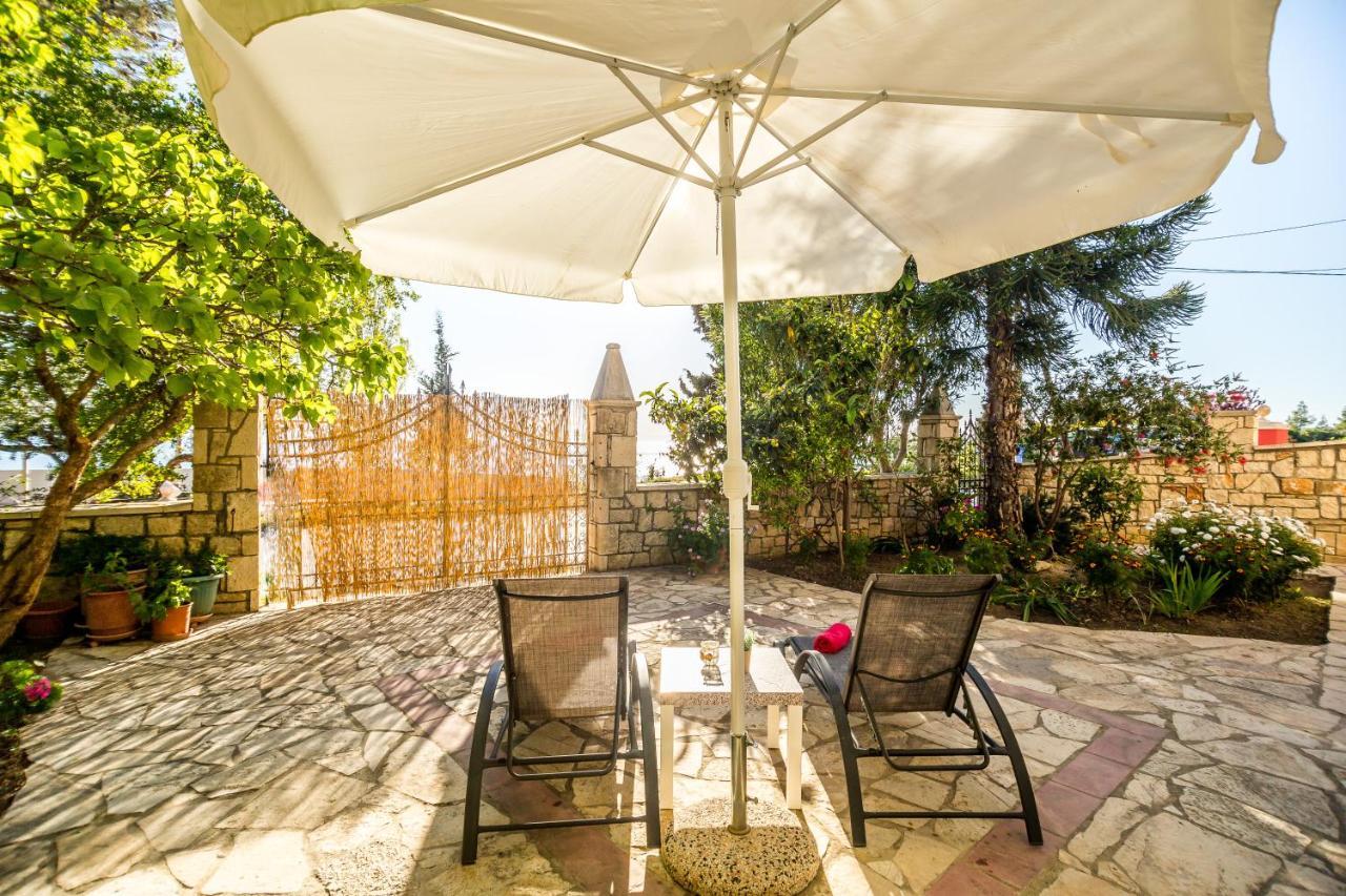 Valeroso Apartment Xirokástellon 外观 照片